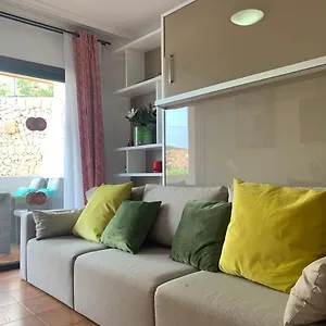 https://estudio-en-tenerife-con-piscina-study-flat-with-pool.tenerifehoteles.net